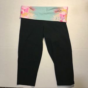 PINK cropped leggings